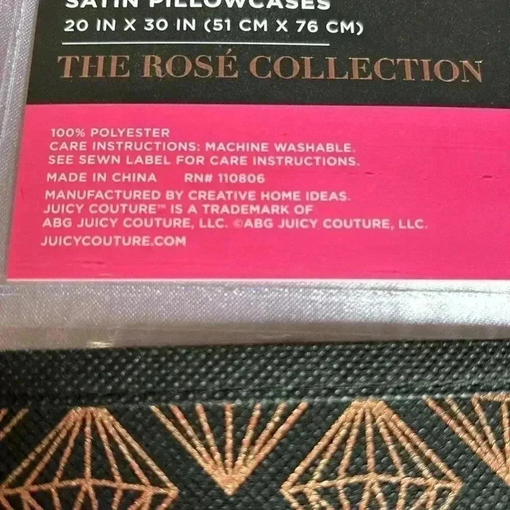 C&C California Pink Strawberry Blanket Plush Throw Blanket 60x70 Inches - Picture 4 of 5